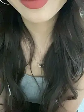 yaqing666 online show from 01/15/26, 09:47