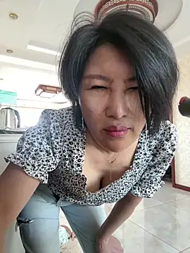 Snapshot of luckybaby666999 chatting on 05/07/26, 10:26 luckybaby666999 online show from 05/07/26, 10:26
