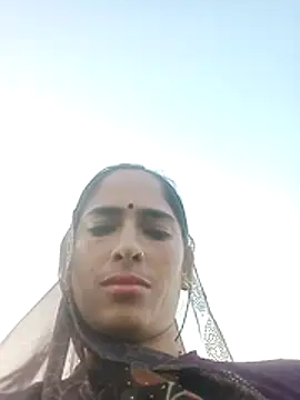 mayankahotxx online show from 12/05/25, 11:08