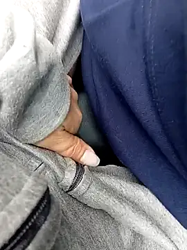 Snapshot of Baby-Linh chatting on 01/12/26, 01:55 Baby-Linh online show from 01/12/26, 01:55