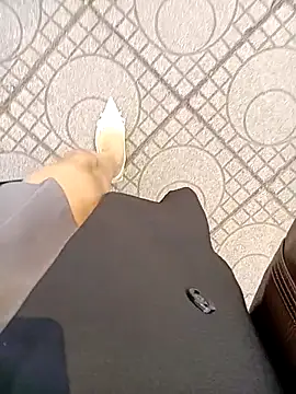 Snapshot of Baby-Linh chatting on 01/14/26, 04:07 Baby-Linh online show from 01/14/26, 04:07