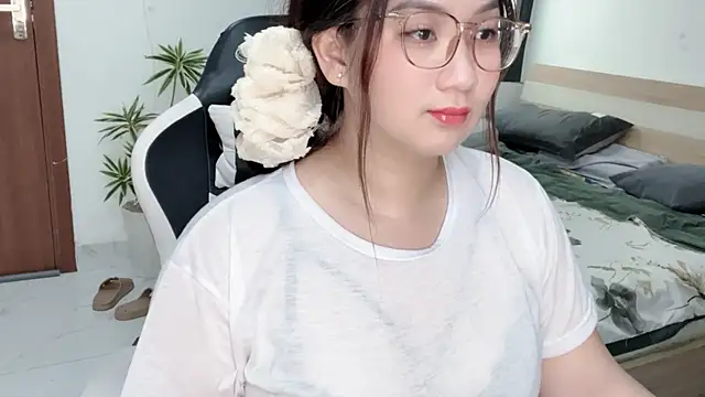 Snapshot of Ni-Ni_2K chatting on 07/05/26, 06:53 Ni-Ni 2K online show from 07/05/26, 06:53