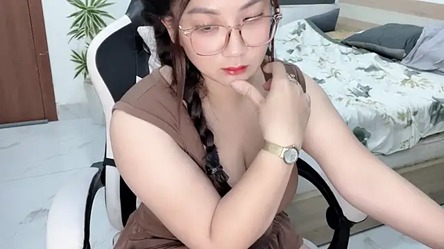 Snapshot of Ni-Ni_2K chatting on 07/15/26, 06:18 Ni-Ni 2K online show from 07/15/26, 06:18