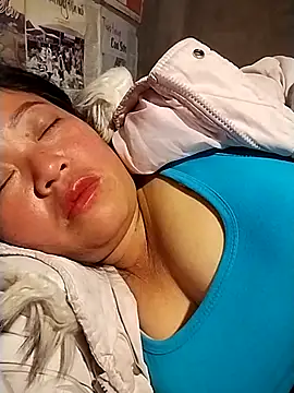 AlilaK2 online show from 12/22/25, 08:39