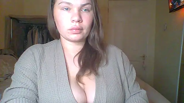 Snapshot of GEMMARMALADE chatting on 12/04/25, 09:51 GEMMARMALADE online show from 12/04/25, 09:51