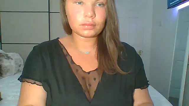Snapshot of GEMMARMALADE chatting on 06/11/26, 06:44 GEMMARMALADE online show from 06/11/26, 06:44