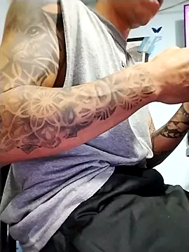 Eliazs2316- online show from 12/03/25, 06:54