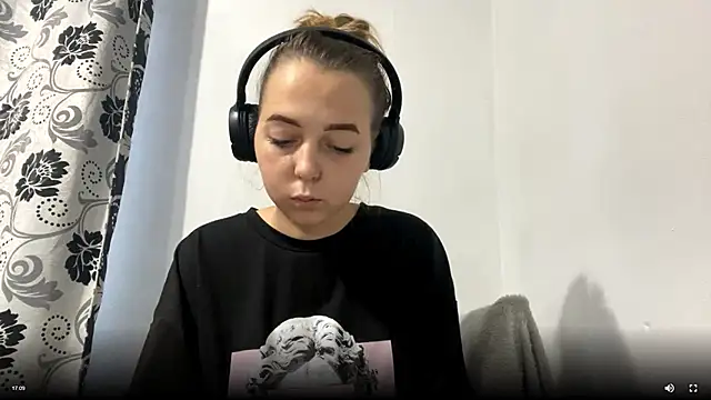 Snapshot of DavidaDao chatting on 12/04/25, 02:04 DavidaDao online show from 12/04/25, 02:04