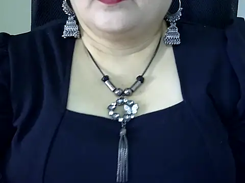 Soniya Sha online show from 04/05/26, 06:54