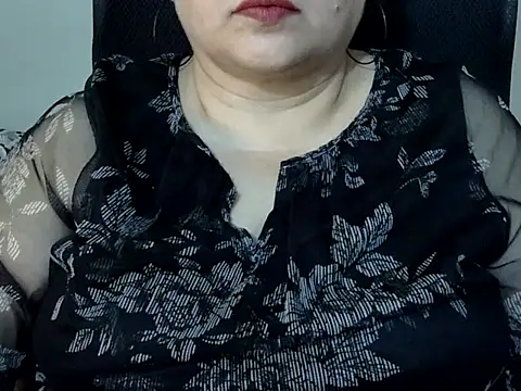 Snapshot of Soniya_Sha chatting on 05/14/26, 07:31 Soniya Sha online show from 05/14/26, 07:31