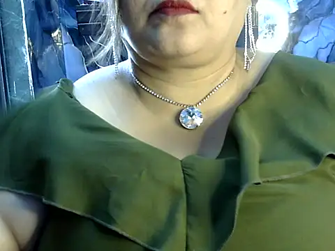 Snapshot of Soniya_Sha chatting on 06/25/26, 11:04 Soniya Sha online show from 06/25/26, 11:04