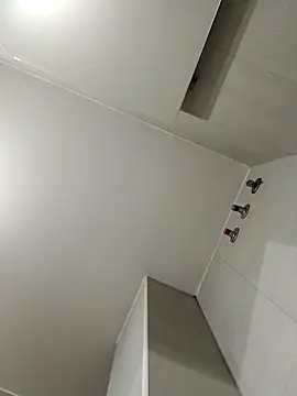 Snapshot of BR4v9andr chatting on 12/03/25, 04:27 BR4v9andr online show from 12/03/25, 04:27