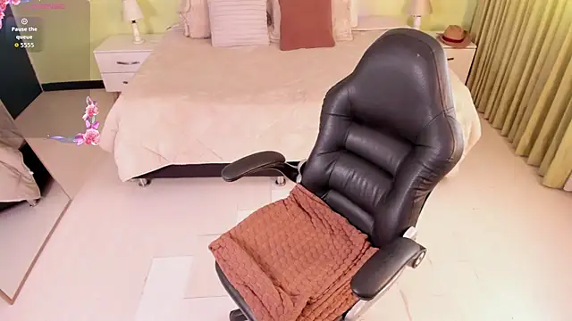 Celeste Rous   online show from 06/20/26, 12:30