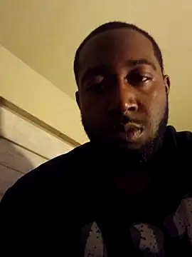 iLOVETRAY96 online show from 12/21/25, 04:41