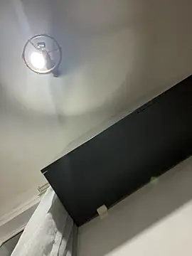 tesaa1212 online show from 12/14/25, 05:51