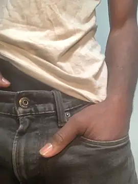 goldenshower2451 online show from 12/03/25, 10:41