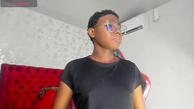 teylor lovee online show from 02/11/26, 08:36