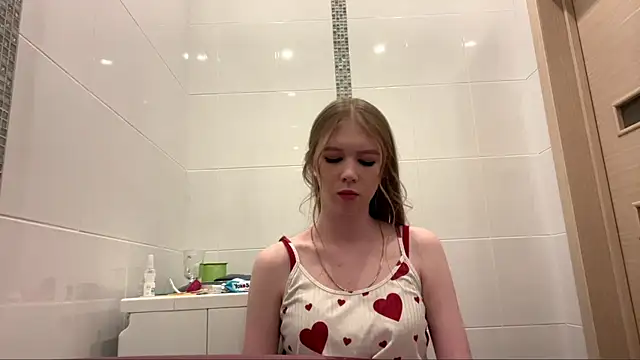 Snapshot of FumingForging chatting on 12/04/25, 01:09 FumingForging online show from 12/04/25, 01:09