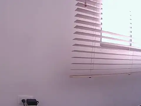 Fernanda andrew online show from 03/13/26, 04:46