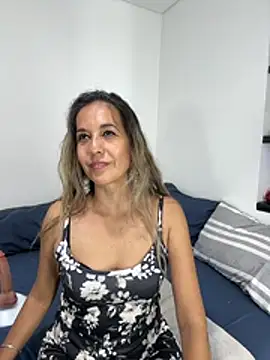 sandrafarrely online show from 05/04/26, 12:17