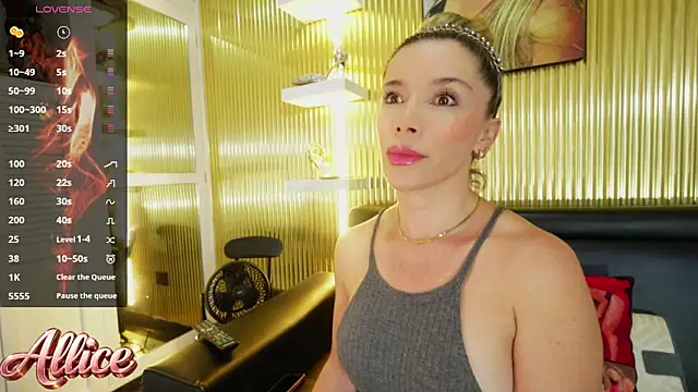 Allice mommy online show from 02/13/26, 07:54