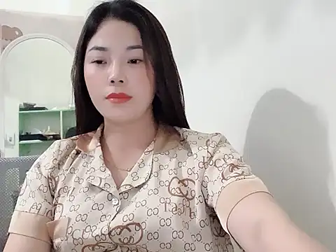 Mimy18 online show from 05/10/26, 03:50