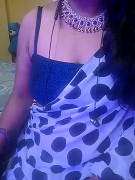 Snapshot of Preeti345 chatting on 05/05/26, 05:59 Preeti345 online show from 05/05/26, 05:59