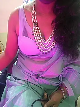 Snapshot of Preeti345 chatting on 06/12/26, 01:32 Preeti345 online show from 06/12/26, 01:32