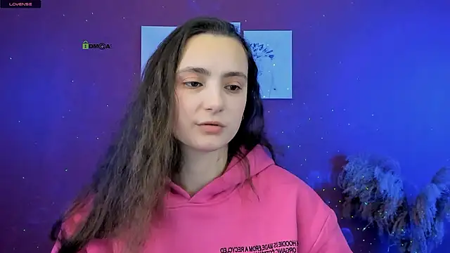 Snapshot of jenna_elayne chatting on 01/19/26, 08:18 jenna elayne online show from 01/19/26, 08:18