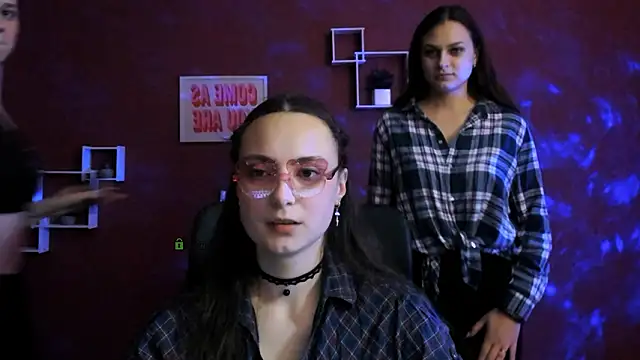 Snapshot of jenna_elayne chatting on 02/24/26, 09:18 jenna elayne online show from 02/24/26, 09:18