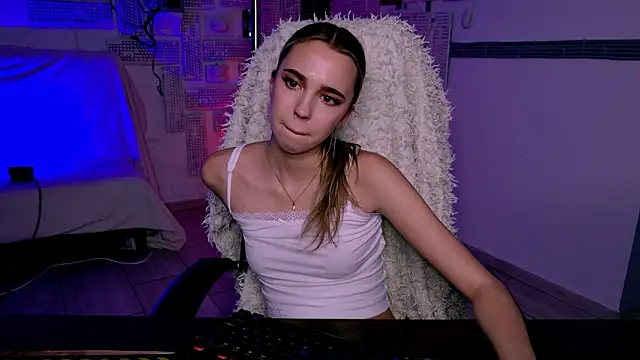 KimPorins online show from 02/14/26, 04:37