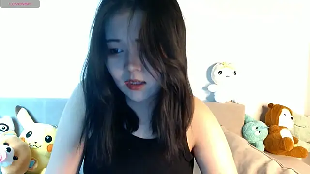 minji snow online show from 03/27/26, 01:00