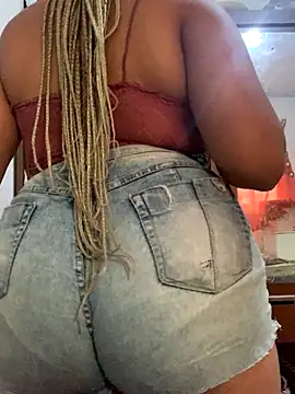 CorujinhaSafada online show from 12/13/25, 08:58