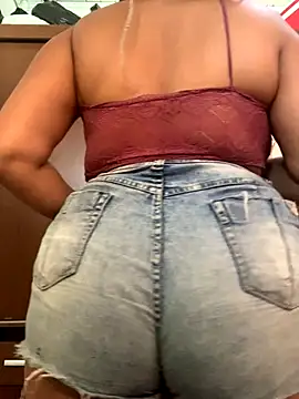 CorujinhaSafada online show from 12/16/25, 11:48