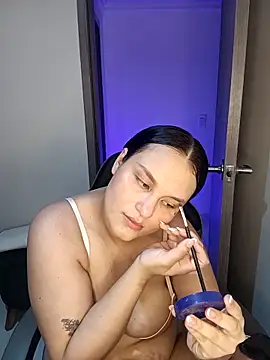 Snapshot of Valeriaa_21 chatting on 06/11/26, 06:28 Valeriaa 21 online show from 06/11/26, 06:28