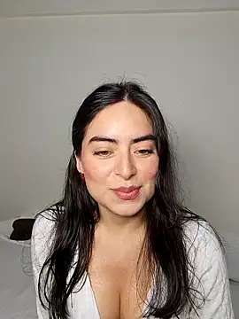 saasha Petit online show from 02/03/26, 10:20