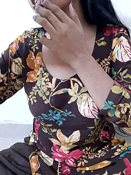 Riya rani8 online show from 04/16/26, 05:25