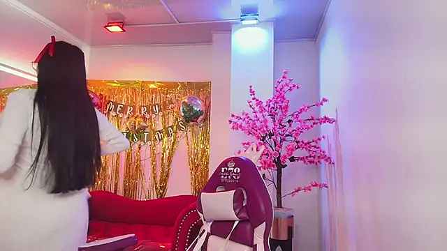 Dulce violeta  online show from 12/19/25, 10:55