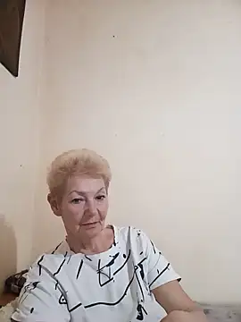 Calypso-Loove online show from 05/20/26, 04:02