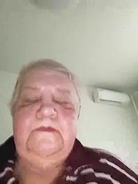 HapinessLovee online show from 12/20/25, 07:59