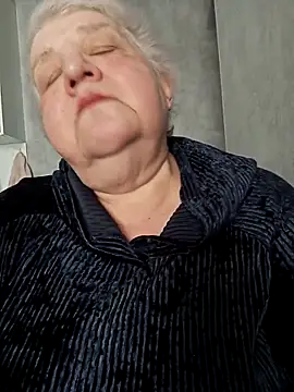 HapinessLovee online show from 03/01/26, 08:38