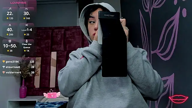 Kiara Fox   online show from 02/22/26, 07:51