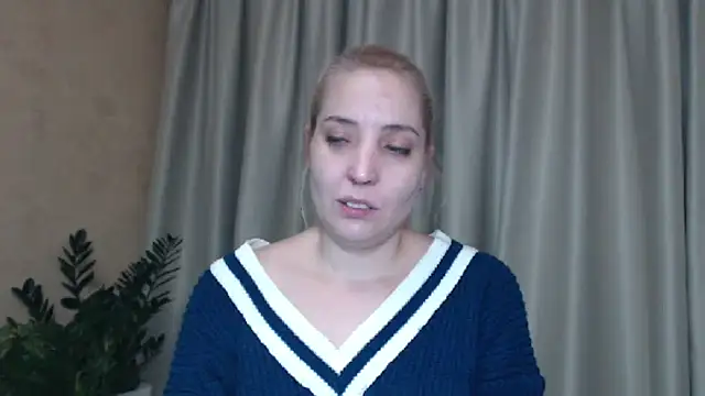 Snapshot of sweetpussy chatting on 01/12/25, 02:30 sweetpussy online show from 01/12/25, 02:30