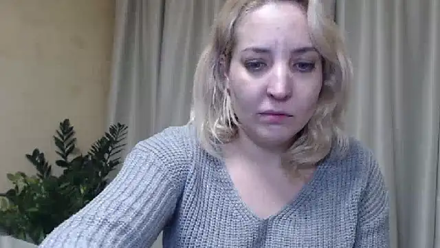Snapshot of sweetpussy chatting on 01/25/25, 06:35 sweetpussy online show from 01/25/25, 06:35