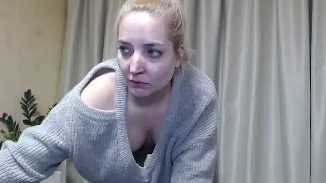 Snapshot of sweetpussy chatting on 02/11/25, 07:27 sweetpussy online show from 02/11/25, 07:27