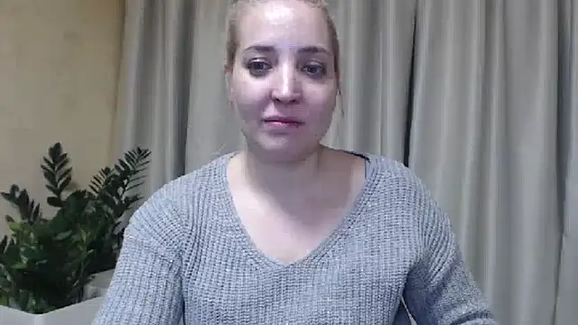 Snapshot of sweetpussy chatting on 02/12/25, 08:18 sweetpussy online show from 02/12/25, 08:18