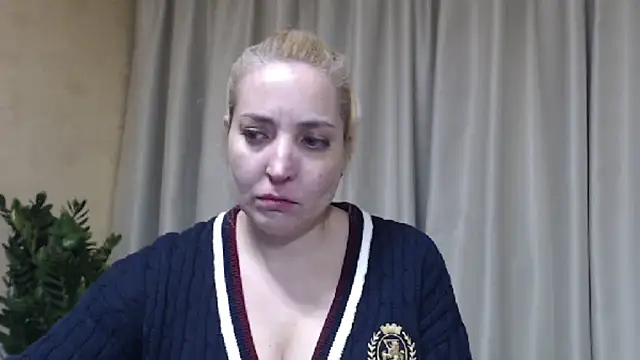 Snapshot of sweetpussy chatting on 04/24/26, 02:30 sweetpussy online show from 04/24/26, 02:30