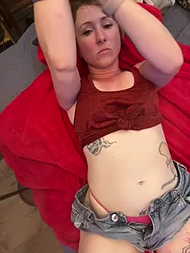 alluringpixie online show from 04/18/26, 07:58