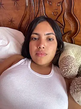  Laurentt  online show from 01/10/26, 02:30