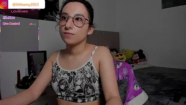 Snapshot of little__ammy chatting on 02/22/26, 09:02 little ammy online show from 02/22/26, 09:02